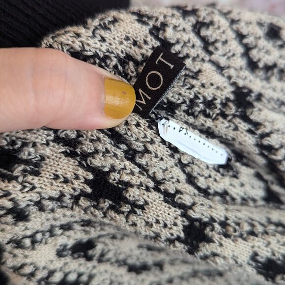 Chic MOTF Wool-Mix Geo Pattern Knit Skirt - Picture 5 of 10